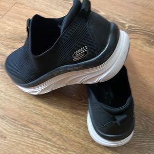 Sketchers size 10 shoes used are black pair, white are new
